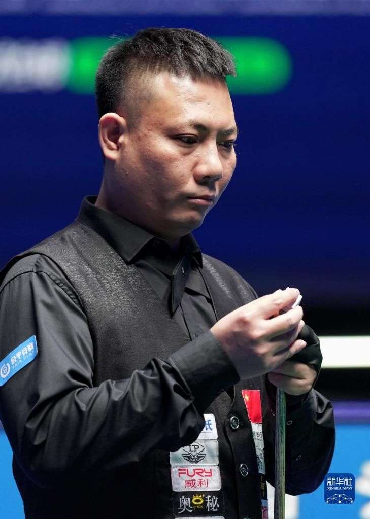 贝利斯在比 贝利斯在比